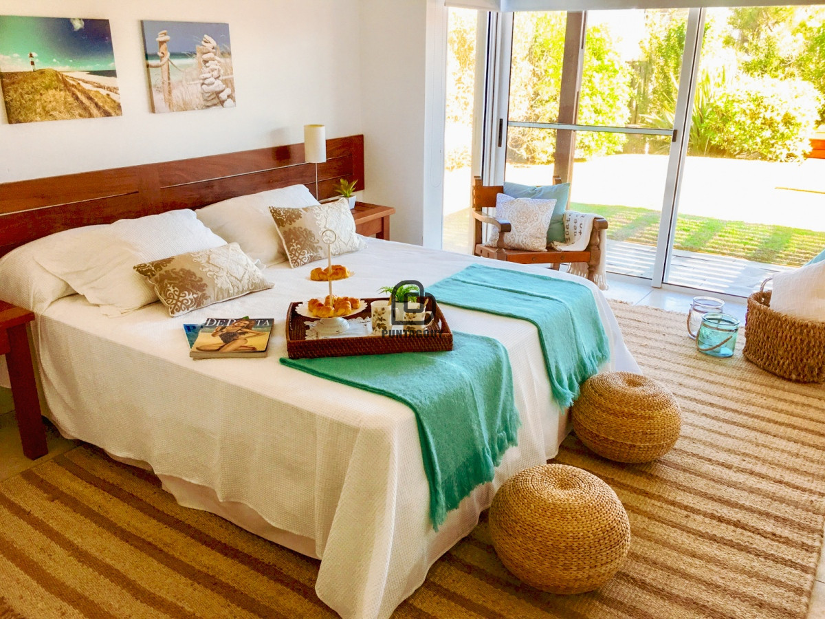 Casa ID.1484 - Casa Punta Alta 5 dorm 6 baños en venta