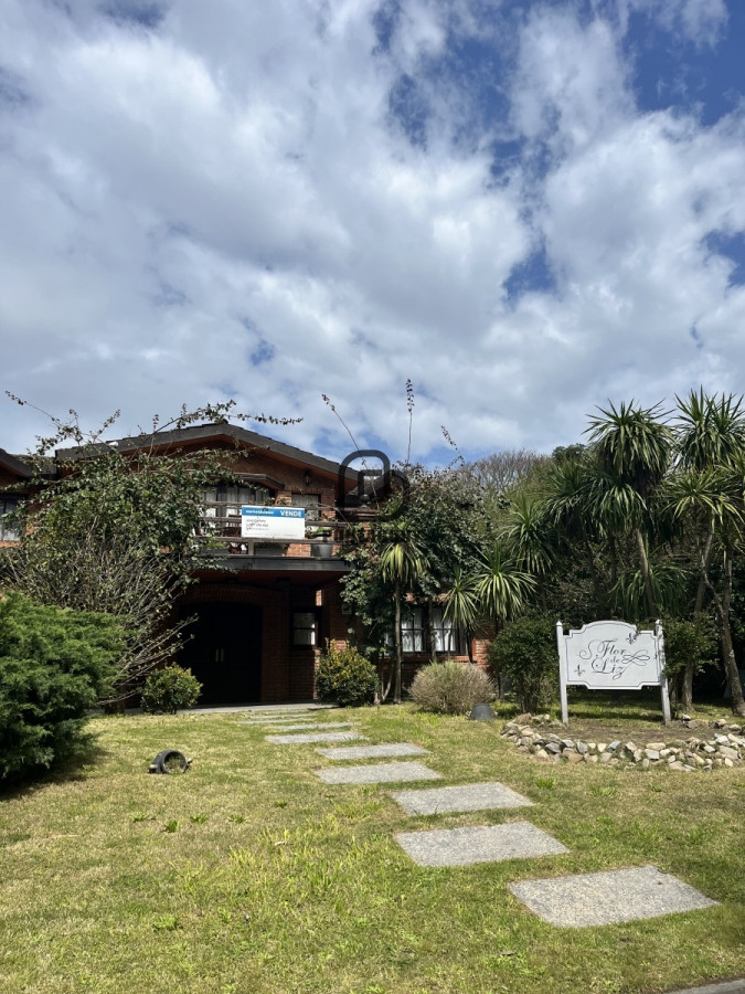 Casa ID.574 - Venta casa en Beverly Hills, Punta del este
