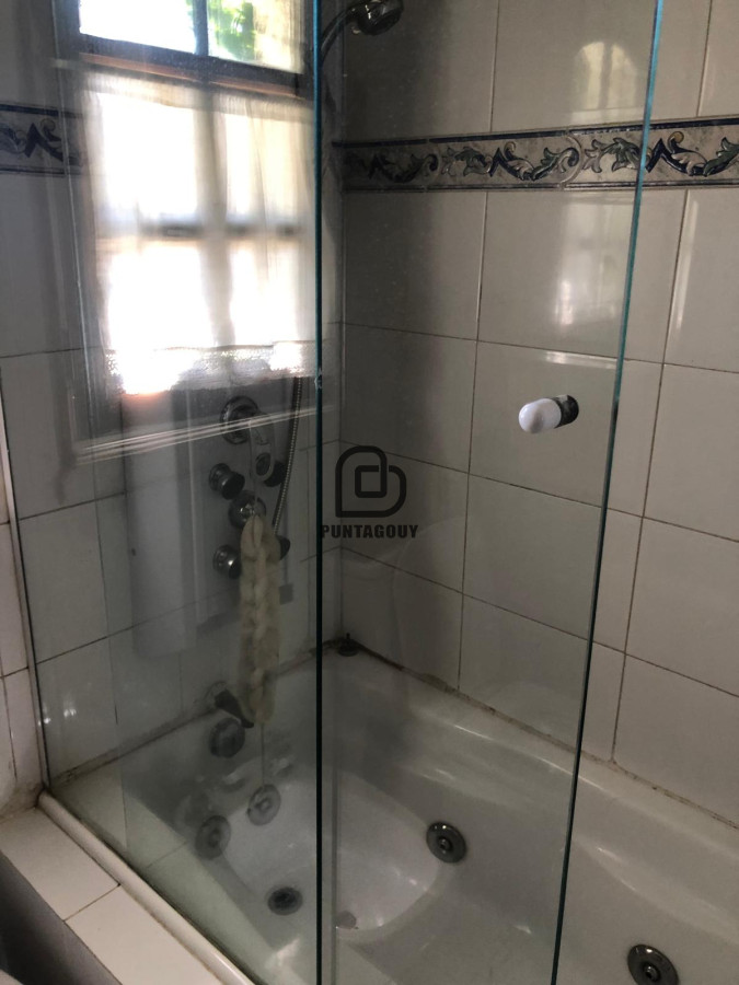 Casa ID.1646 - Casa en la parada 32 mansa cpn 4 dormotorios y piscina