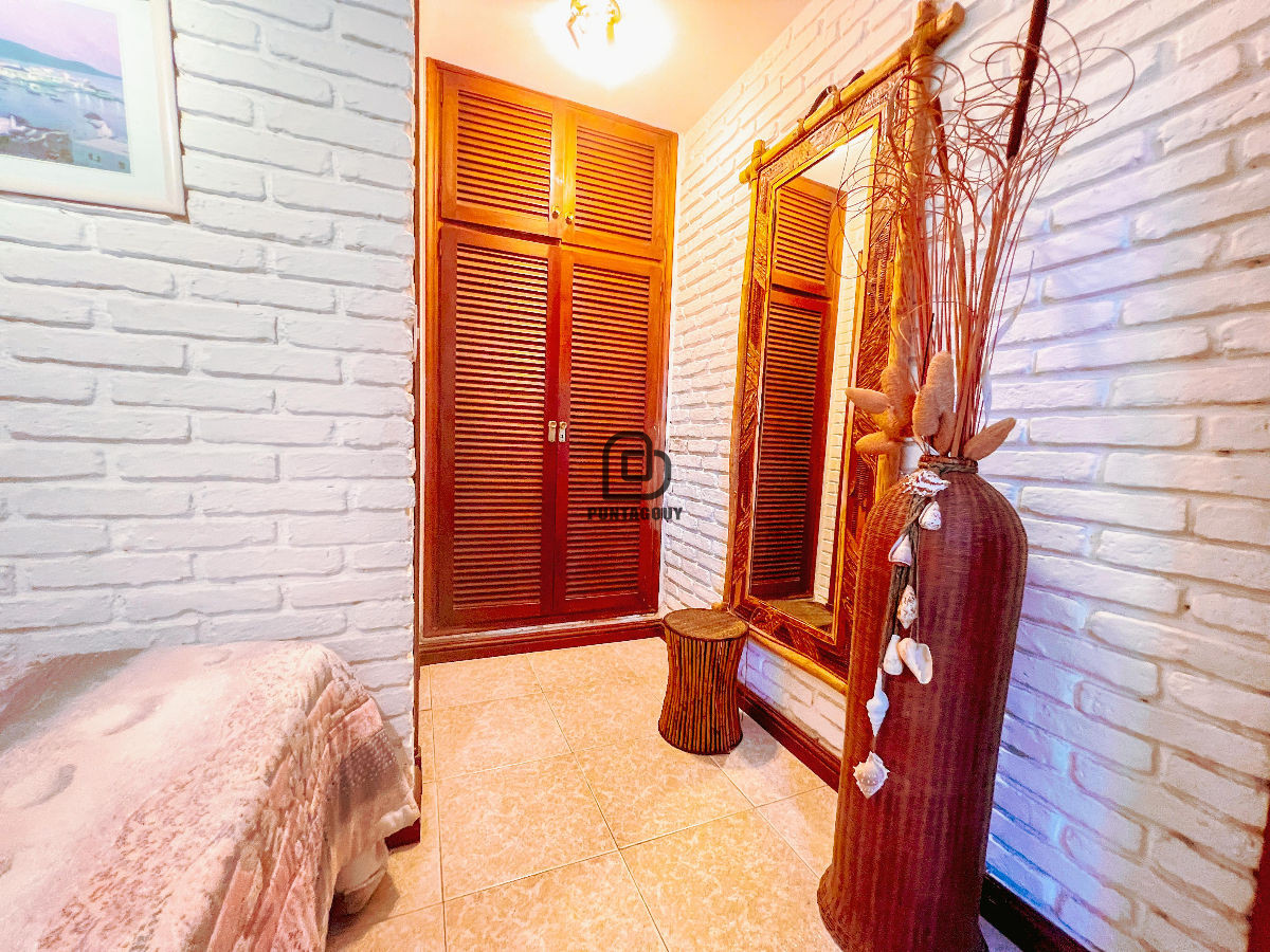 Casa ID.1545 - Casa Champagne 4 dorm 4 baños 