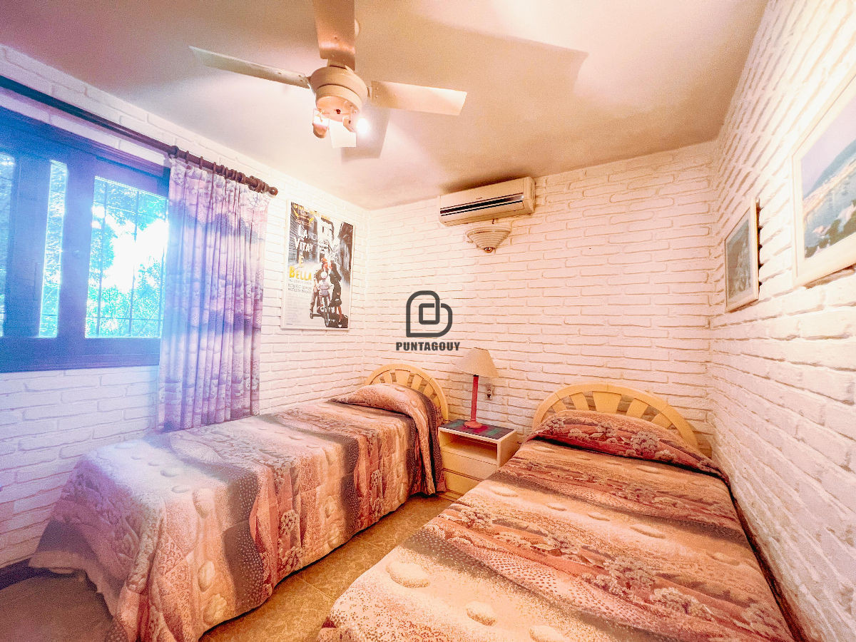 Casa ID.1545 - Casa Champagne 4 dorm 4 baños 