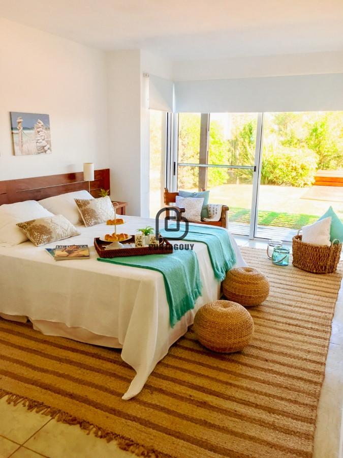 Casa ID.1484 - Casa Punta Alta 5 dorm 6 baños en venta