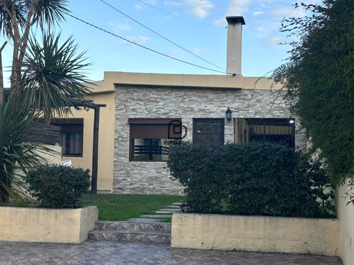 Casa ID.1100 - Venta casa en Maldonado, 3 dormitorios 