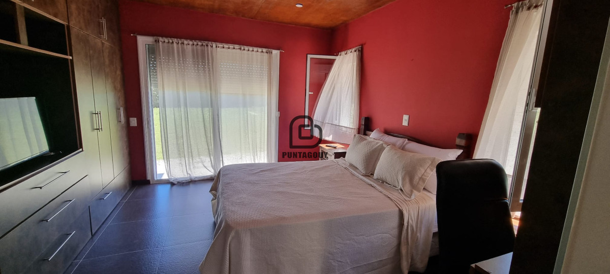 Casa ID.1624 - Casa de 2 dormitorios , jardin y parrillero en alquiler 