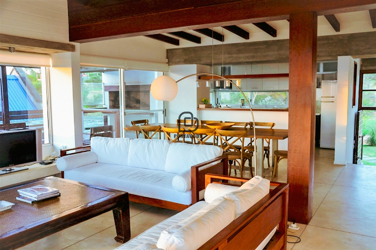 Casa ID.1484 - Casa Punta Alta 5 dorm 6 baños en venta