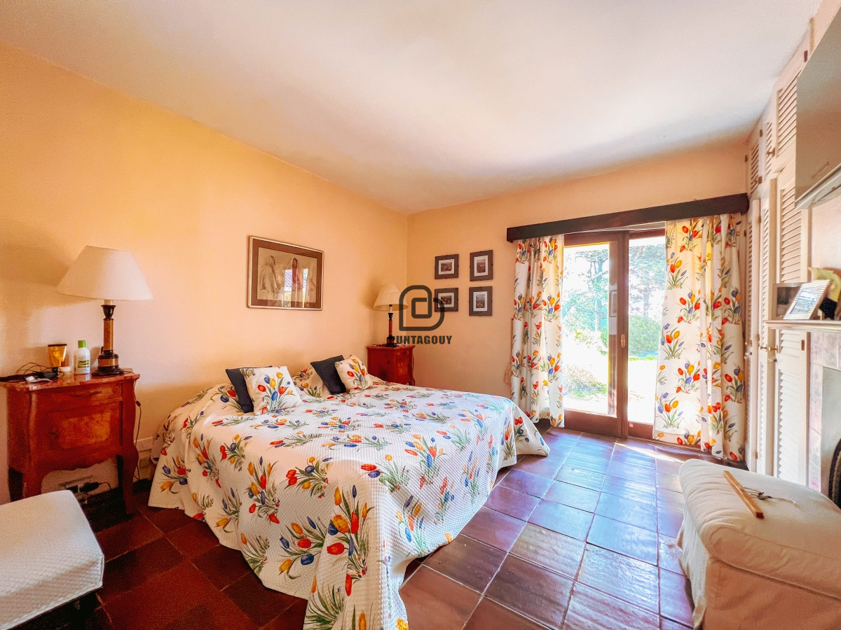 Casa ID.1528 - Casa 7 dorm 7 baños en venta 