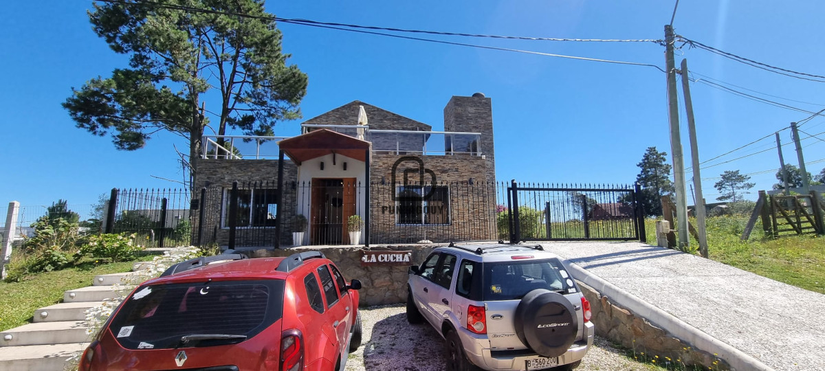 Casa ID.1624 - Casa de 2 dormitorios , jardin y parrillero en alquiler 