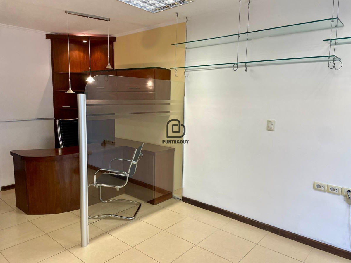 Local Comercial ID.1397 - Alquiler local comercial 