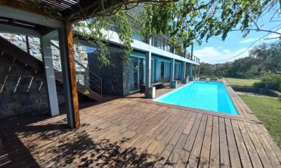 Venta de Excelente Casa en Club de Mar