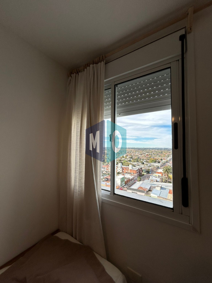 Apartamento ID.1100 - Apartamento de 2 dormitorios Amoblado en Alquiler Anual, zona céntrica de San Carlos