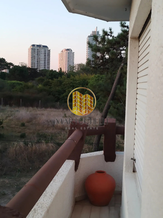 Apartamento ID.194 - Apartamento en Venta, de 1 dormitorio con terraza al frente, Punta del Este