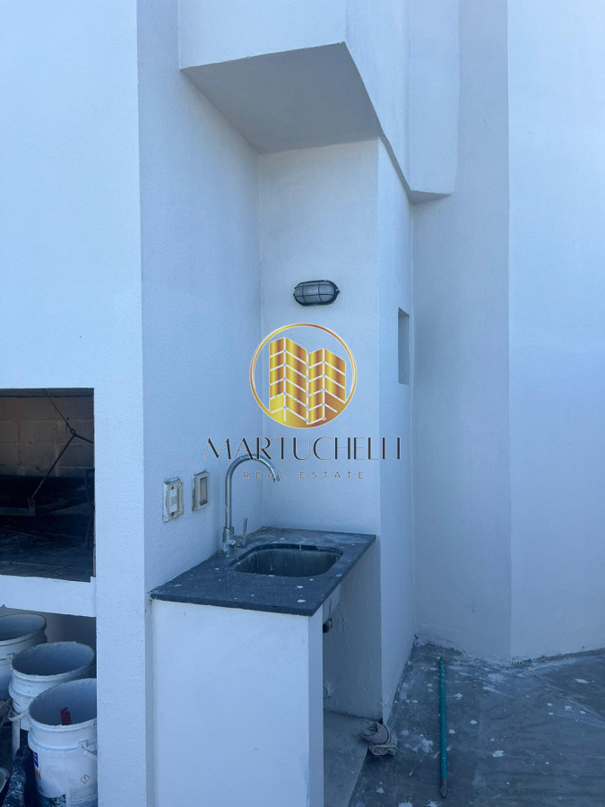 Apartamento ID.131 - Apartamento de 2 dormitorios en Alquiler Anual, Punta del Este, primera línea