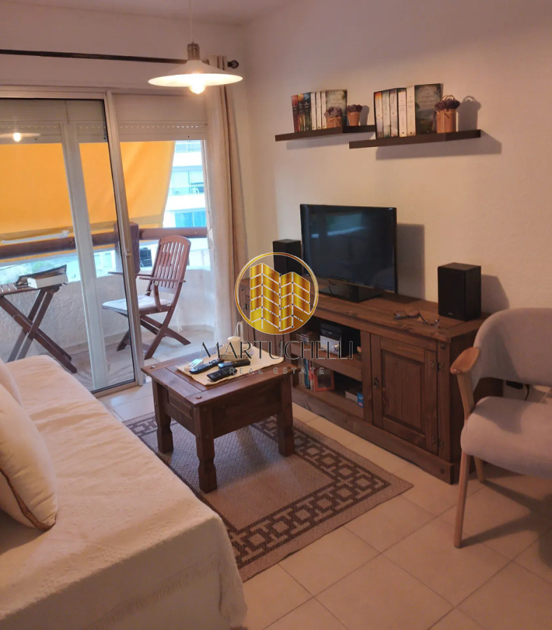 Apartamento ID.194 - Apartamento en Venta, de 1 dormitorio con terraza al frente, Punta del Este