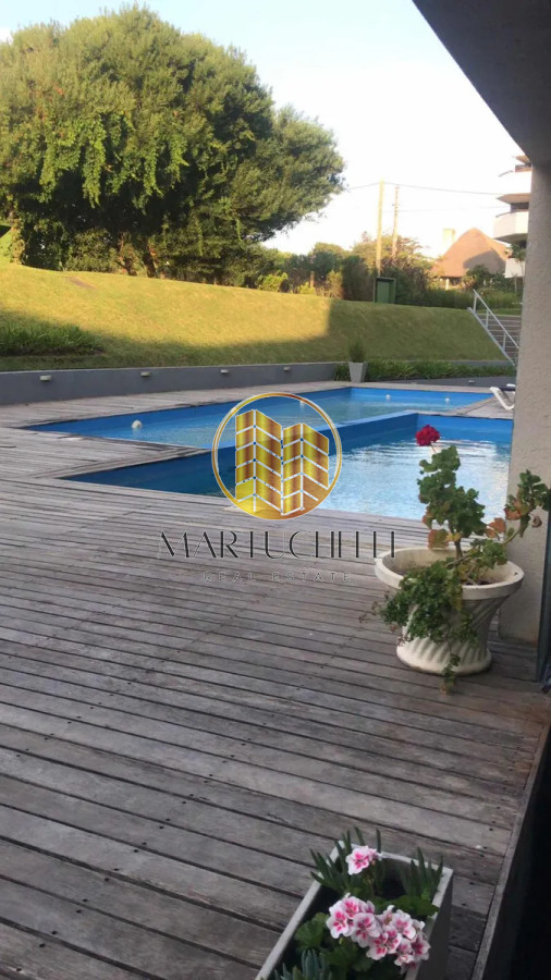 Apartamento ID.114 - Apartamento con Amenities Frente al Mar, Alquiler Anual Punta del Este