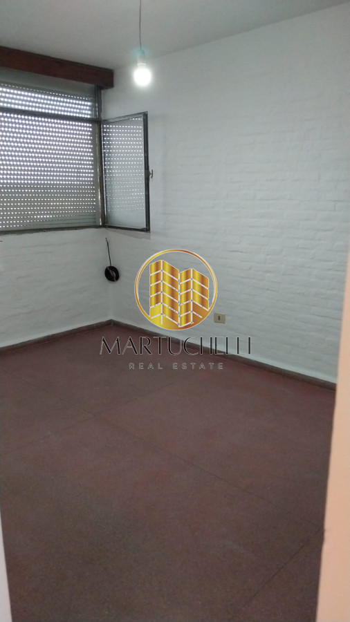 Apartamento ID.27 - Apartamento de 4 dormitorios en Venta, San Carlos
