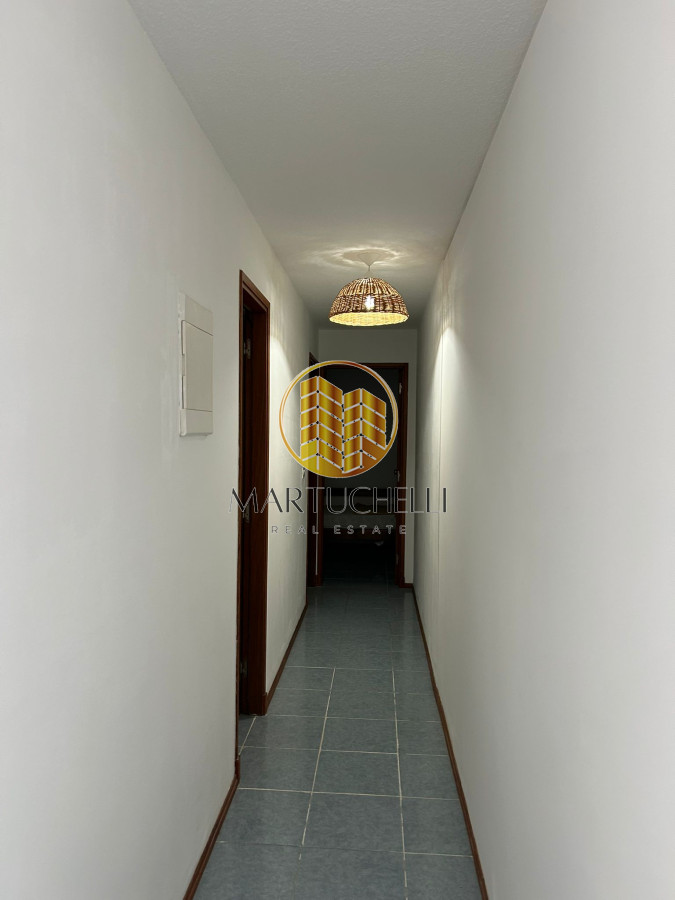 Apartamento ID.105 - Apartamento de 2 dormitorios Amoblado en Alquiler Anual, zona céntrica de San Carlos