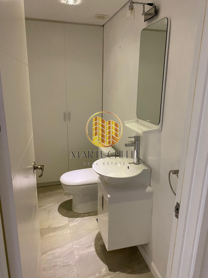 Apartamento ID.131 - Apartamento de 2 dormitorios en Alquiler Anual, Punta del Este, primera línea