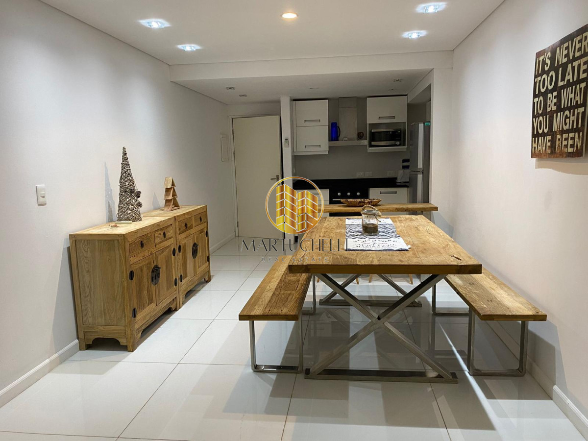 Apartamento ID.131 - Apartamento de 2 dormitorios en Alquiler Anual, Punta del Este, primera línea