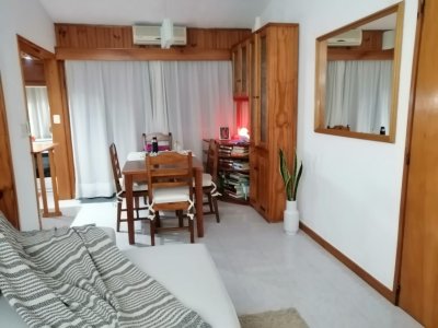 Moderno Apartamento de 2 dormitorios en Venta, San Carlos