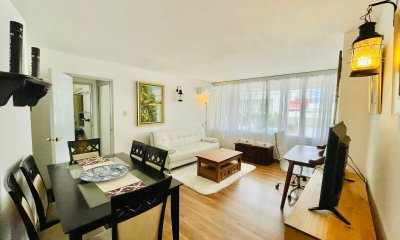 Apartamento Esquinero, Amoblado, en Venta, Península Punta del Este