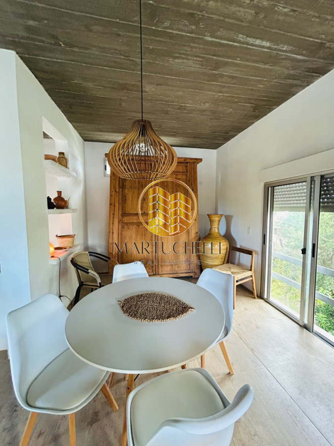 Casa ID.201 - Alquiler anual - Casa moderna a pasos del mar, 4 dormitorios