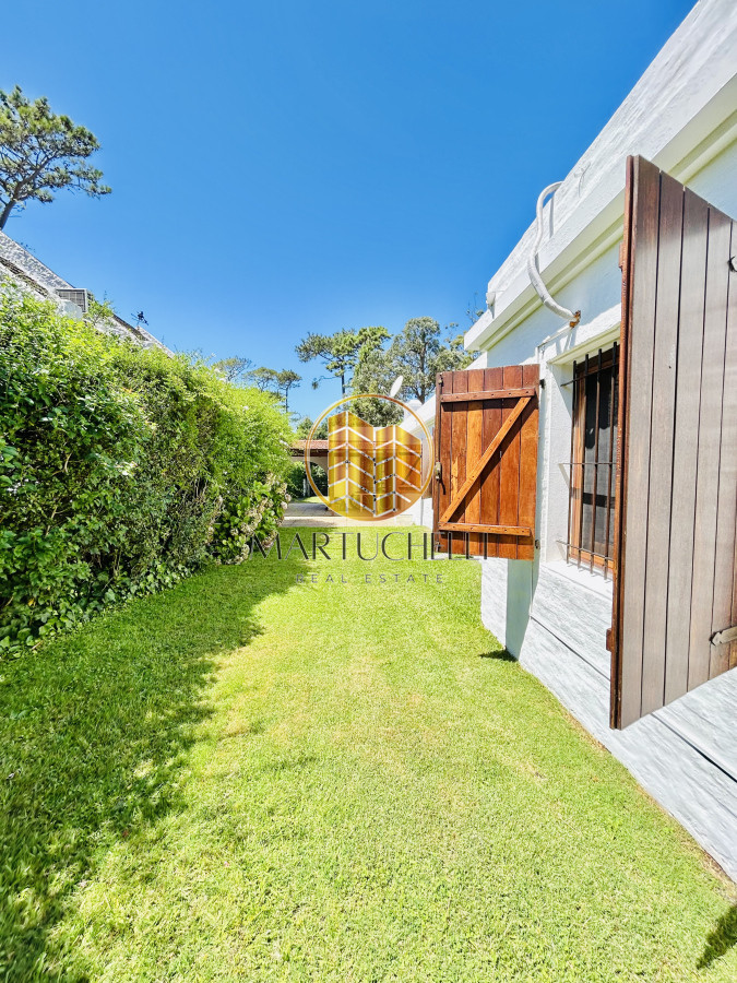 Casa ID.75 - Amplio Chalet en venta, ubicado en Punta del Este