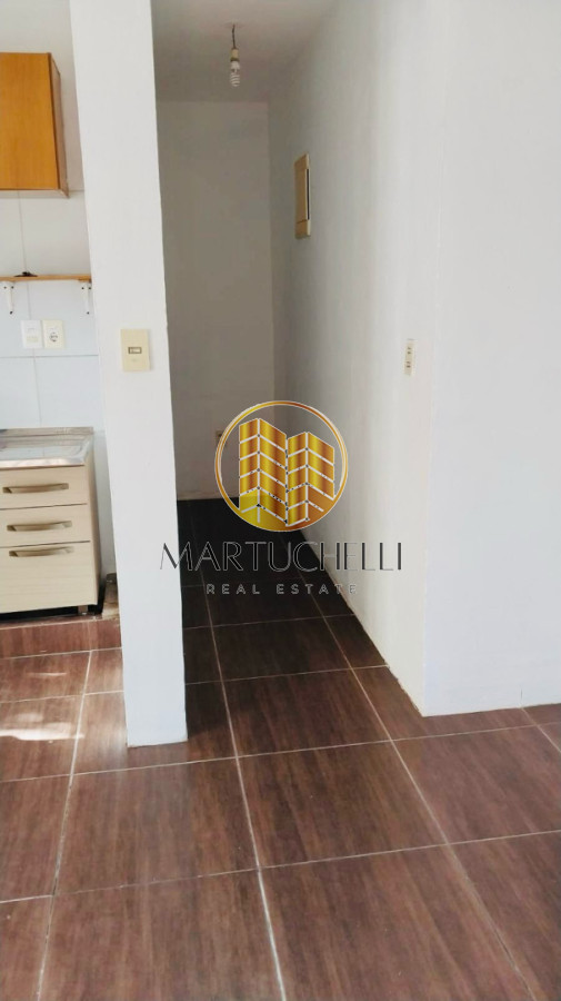 Casa ID.178 - Casa de 2 dormitorios con cochera, en Alquiler, San Carlos