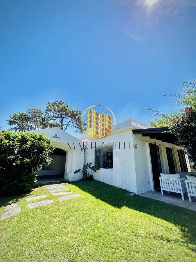 Casa ID.75 - Amplio Chalet en venta, ubicado en Punta del Este
