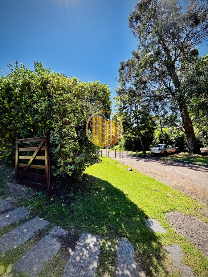 Casa ID.75 - Amplio Chalet en venta, ubicado en Punta del Este