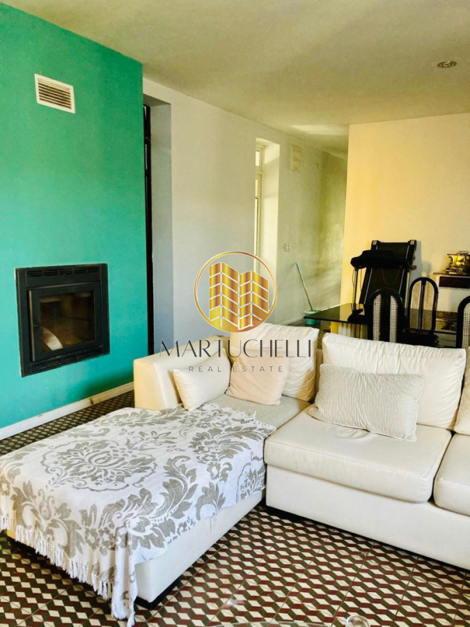 Casa ID.220 - Casa de 4 dormitorios en Alquiler, en el Centro de San Carlos