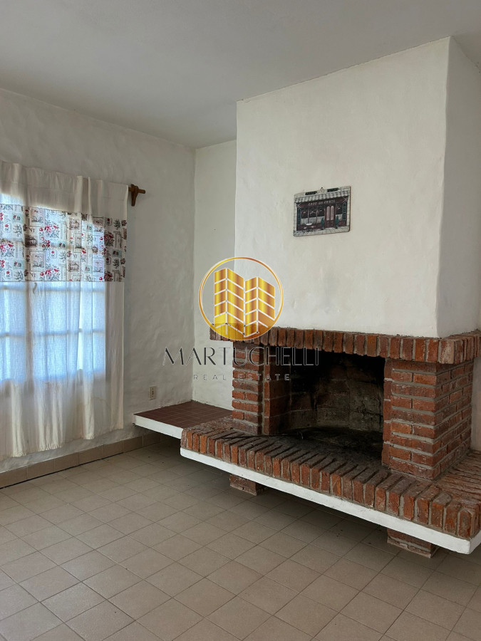 Casa ID.78 - Casa de 2 dormitorios con amplio terreno en Venta, Balneario El Chorro