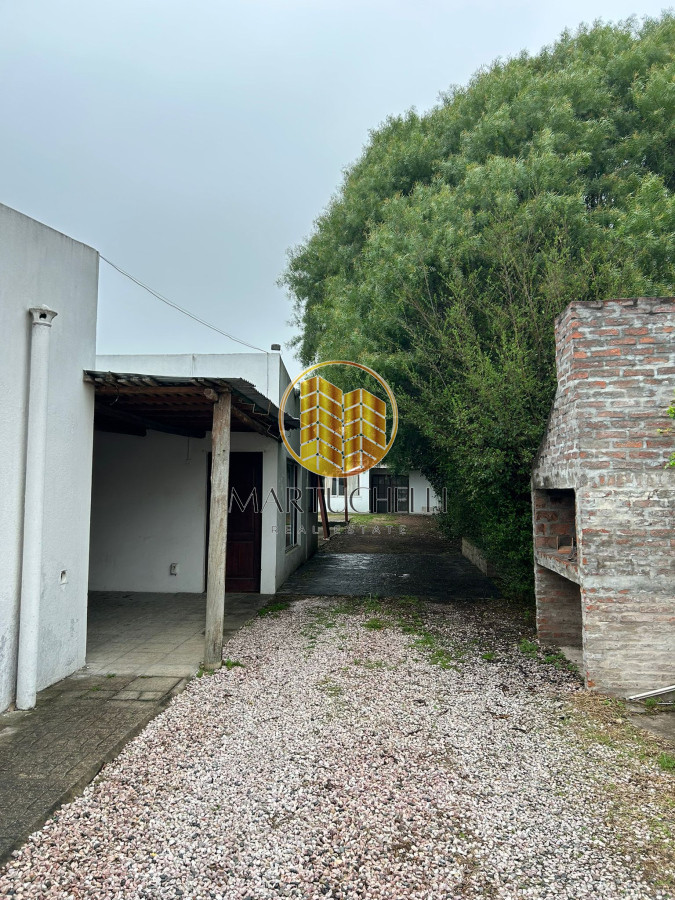 Casa ID.125 - 2 Casas en Alquiler, 4 dormitorios, en San Carlos