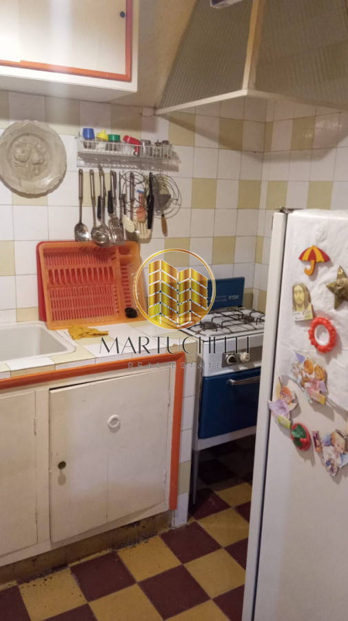 Casa ID.147 - Casa en venta con amplio terreno, 2 dormitorios, San Carlos