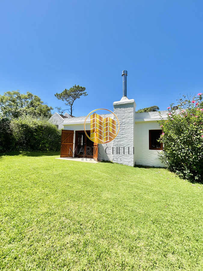 Casa ID.75 - Amplio Chalet en venta, ubicado en Punta del Este