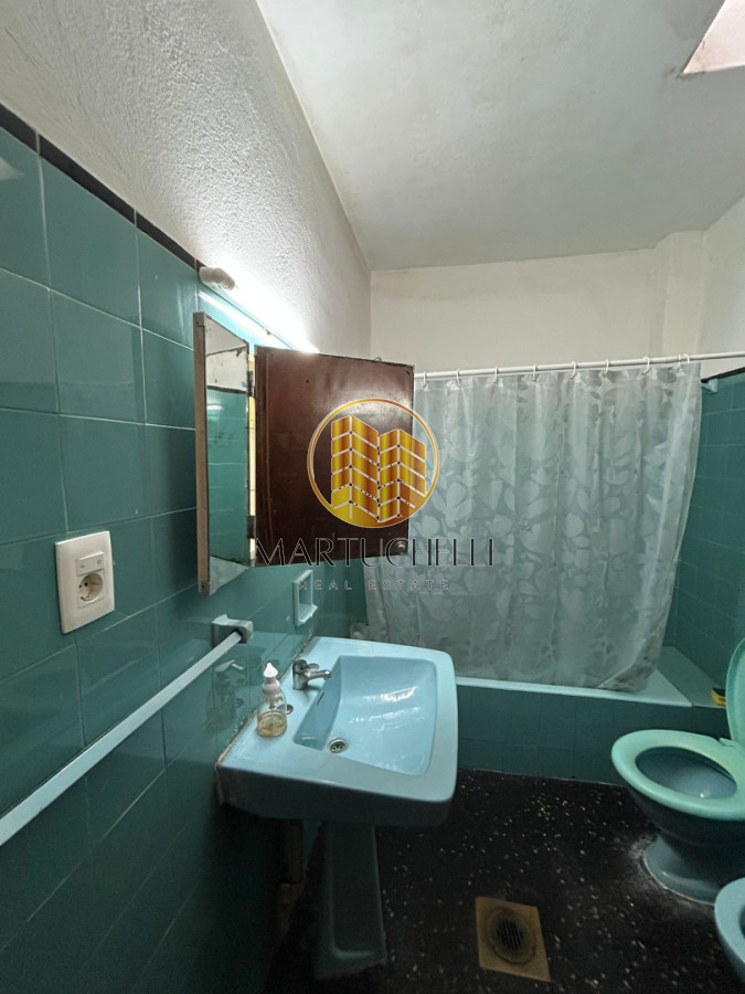 Casa ID.243 - Casa en venta de dos plantas, con local comercial independiente, San Carlos