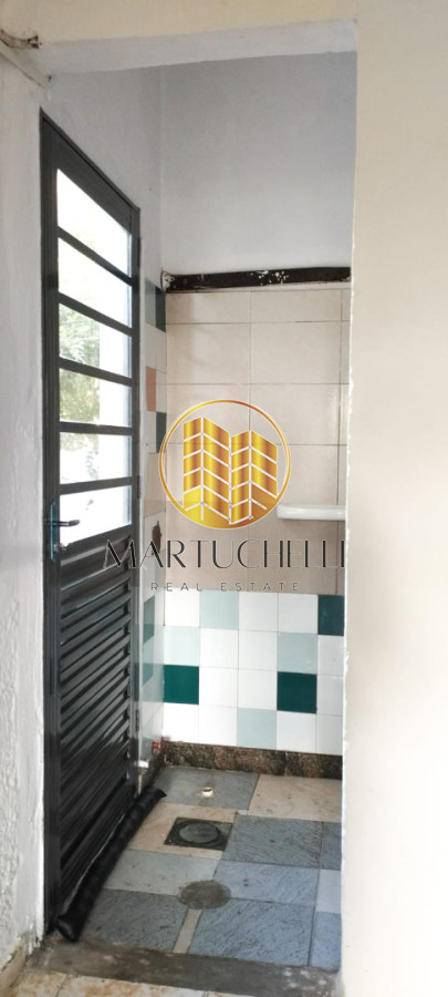 Casa ID.233 - Casa en Alquiler, de 2 dormitorios con amplio patio, en San Carlos