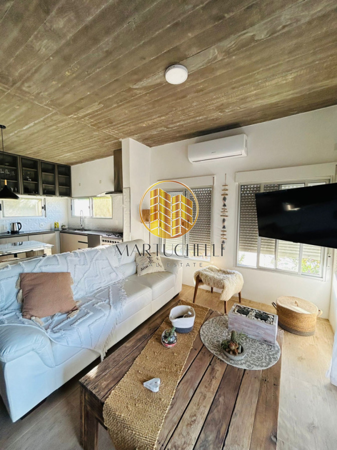 Casa ID.201 - Alquiler anual - Casa moderna a pasos del mar, 4 dormitorios