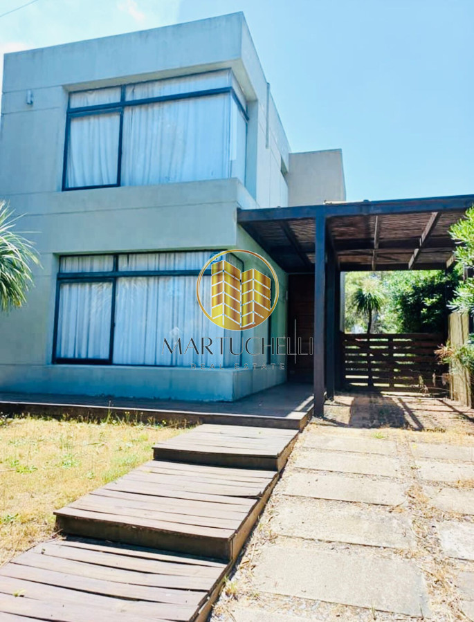 Casa ID.12 - Casa en La Barra, Alquiler de Temporada, 4 dormitorios, a pasos de la playa