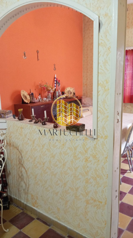 Casa ID.147 - Casa en venta con amplio terreno, 2 dormitorios, San Carlos