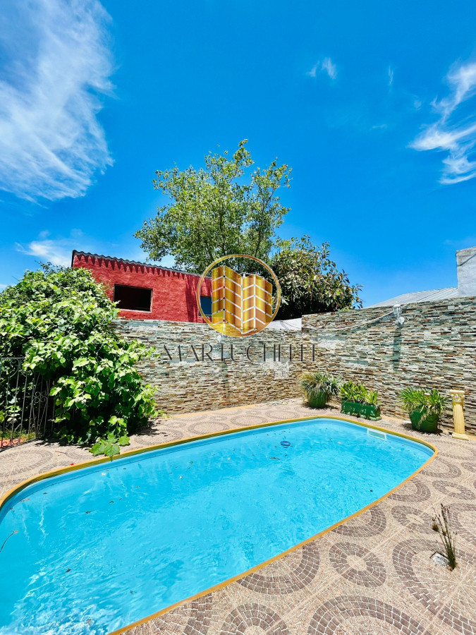 Casa ID.53 - Casa de 3 dormitorios y piscina climatizada, Alquiler Anual, Manantiales
