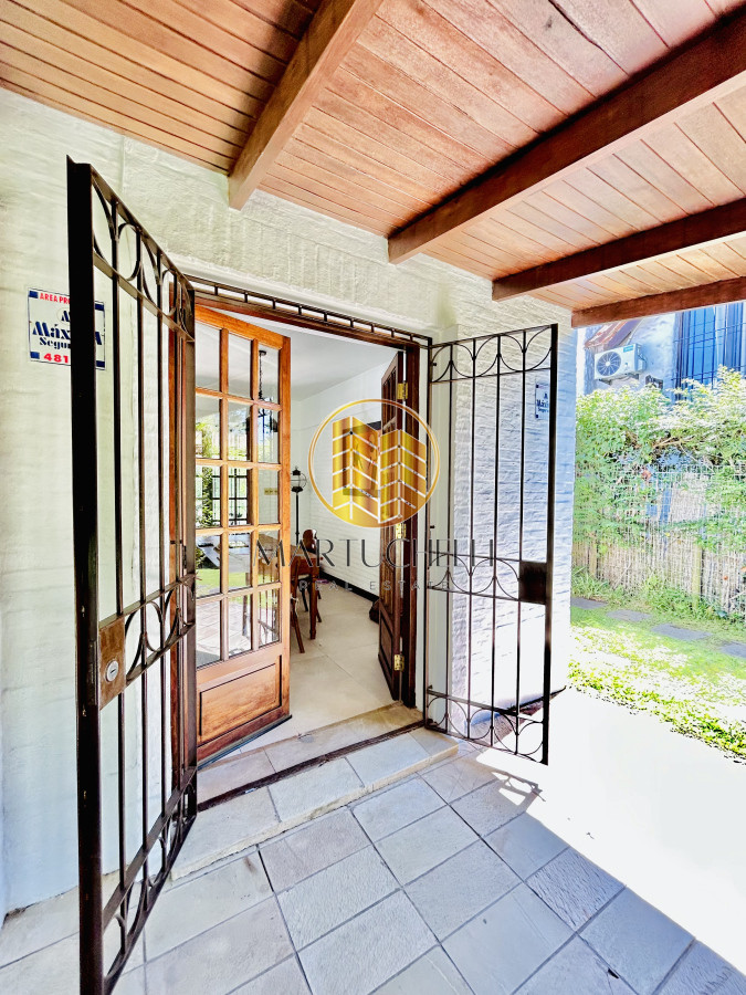 Casa ID.75 - Amplio Chalet en venta, ubicado en Punta del Este