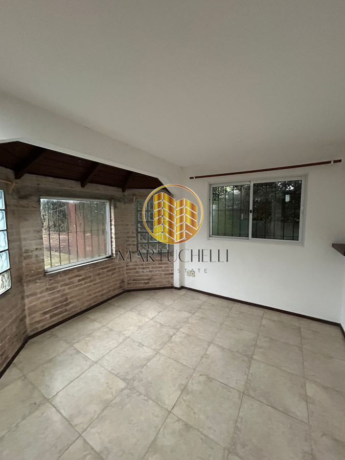 Casa ID.125 - 2 Casas en Alquiler, 4 dormitorios, en San Carlos