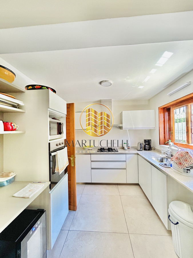 Casa ID.75 - Amplio Chalet en venta, ubicado en Punta del Este