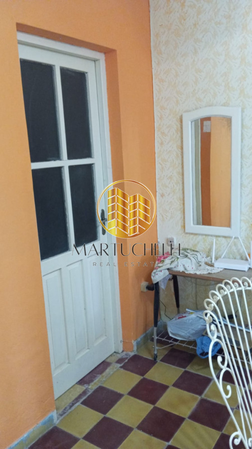 Casa ID.147 - Casa en venta con amplio terreno, 2 dormitorios, San Carlos