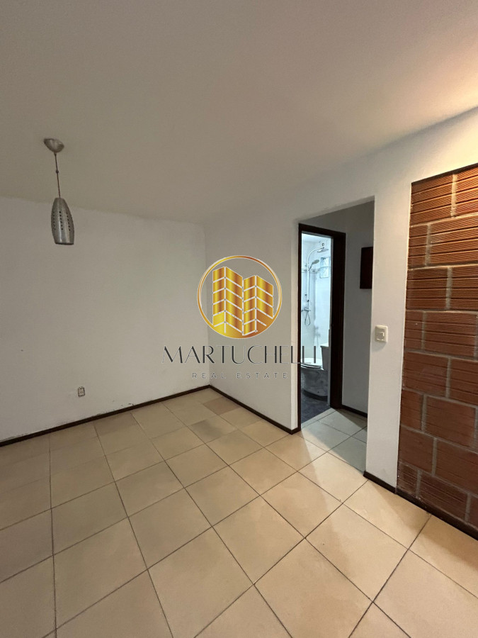 Casa ID.125 - 2 Casas en Alquiler, 4 dormitorios, en San Carlos