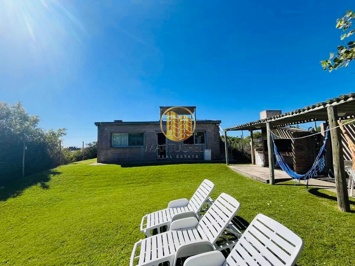 Casa ID.52 - Casa de 3 dormitorios frente al mar, en Venta, Balneario Buenos Aires