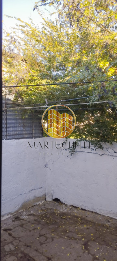 Casa ID.233 - Casa en Alquiler, de 2 dormitorios con amplio patio, en San Carlos