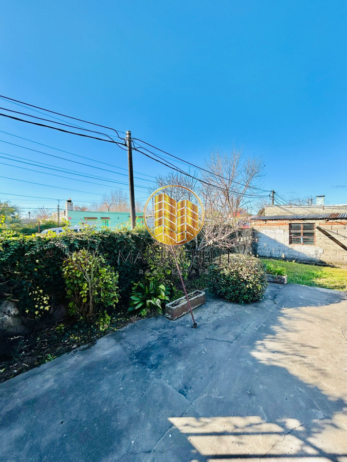 Casa ID.112 - Amplia propiedad esquinera en venta, en San Carlos