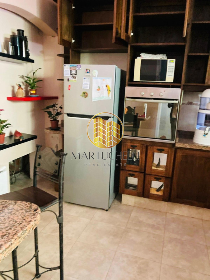 Casa ID.220 - Casa de 4 dormitorios en Alquiler, en el Centro de San Carlos