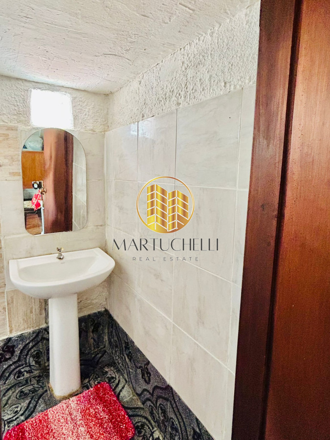 Casa ID.44 - Amplia Casa de 3 Dormitorios, con Monoambiente y Parque, cerca de la Playa